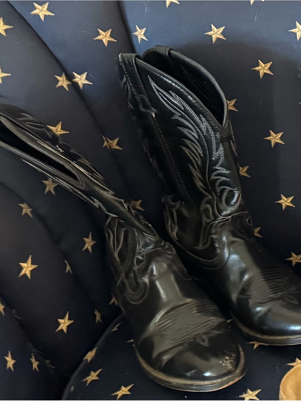 Laredo cowboy boots